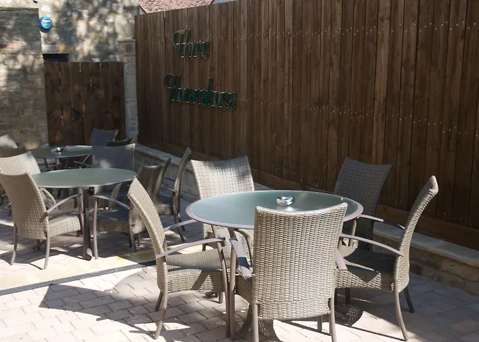 The Three Horseshoes Hotel